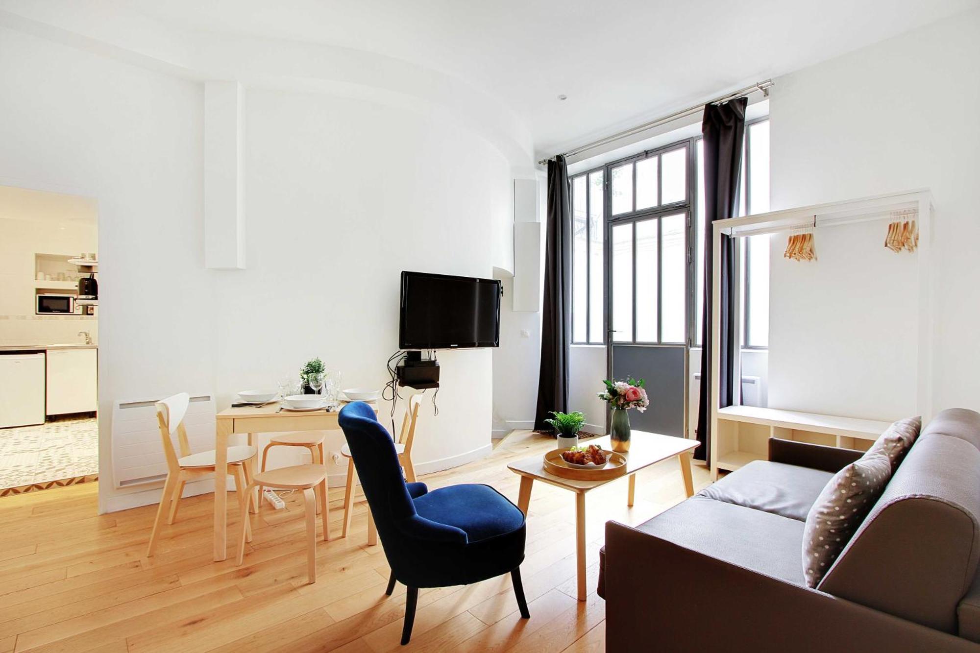 Appartement Au Coeur De La Vie Parisienne
