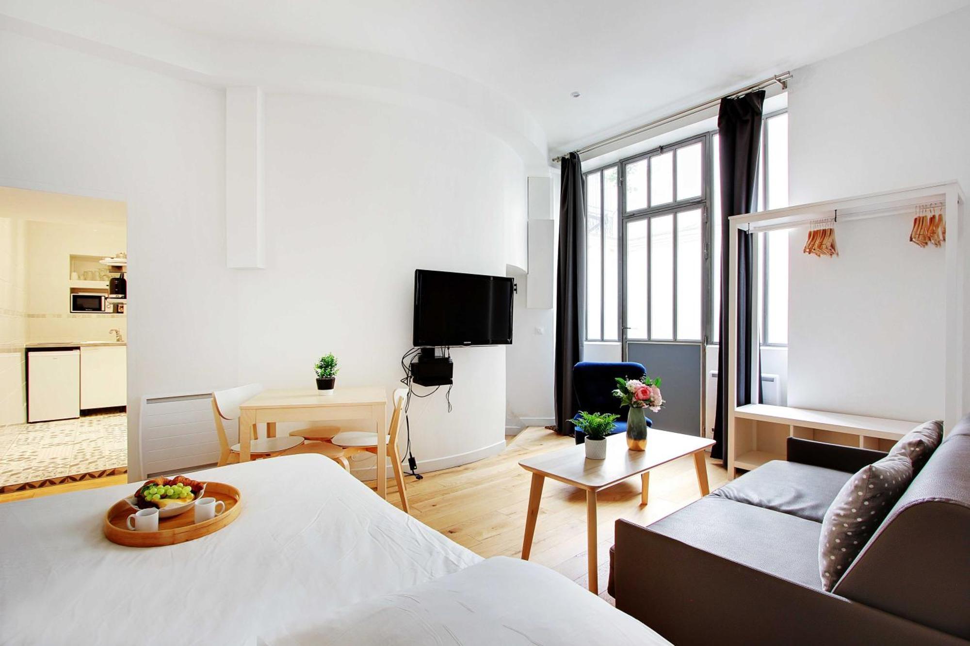 Appartement Au Coeur De La Vie Parisienne *